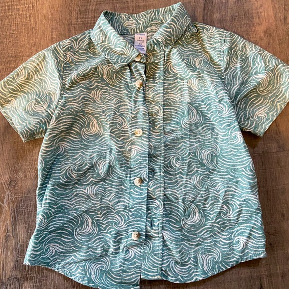 2T old navy collared shirt - Picture 1 of 2